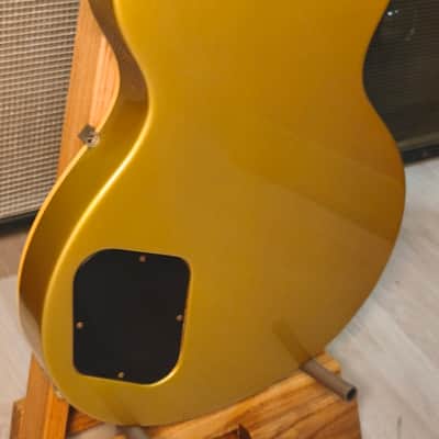 Gibson Les Paul Deluxe 1979 Goldtop All Gold image 24