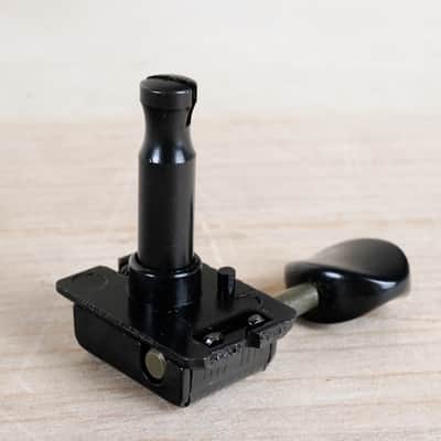Tokai Deluxe Machine Head Black Middle Strings (A,D,G,B) Treble Side Tuner for Stratocaster, Telecaster, GoldStar Sound, Silver Star, Tuners Springy Sounds, ect image 3