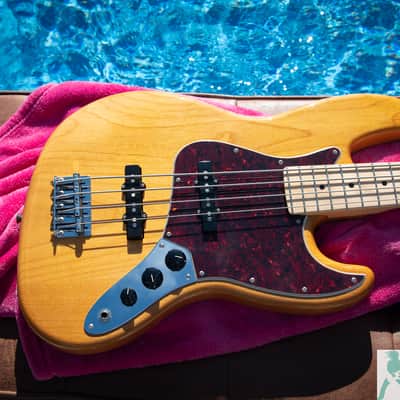 2022 Limited Edition Fender Made in Japan Hybrid II Jazz Bass with Premium Ash Body & Maple Fretboard - MINT w Pro Set Up! (Perfect Frets, Action & Intonation) image 20