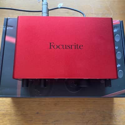 Focusrite Scarlett 4i4 4th Gen USB Audio Interface 2023 - Present - Red image 4