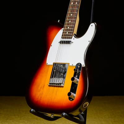 ギター Fender USA American Standard Telecaster Near Mint Fender American Standard Tele Used, with case | Mass