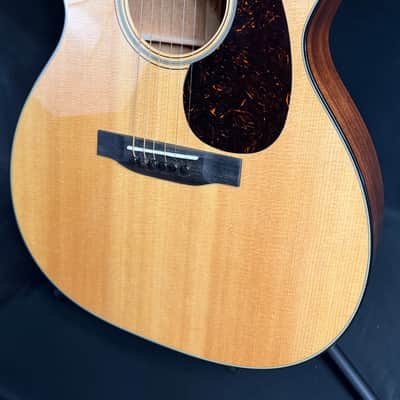Martin 000-18 (2026) Auditorium Acoustic Guitar Gloss Natural Finish w/ Case image 4