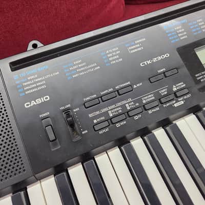Casio CTK-2300 61 note keyboard - Black image 3
