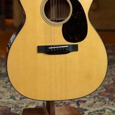 Martin OOO-18 Spruce/Mahogany OOO Acoustic Guitar #8901 image 3