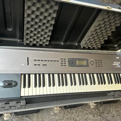 Korg N364 61-Key Music Workstation - Fully Serviced with SKB Hard Case. Ship from USA