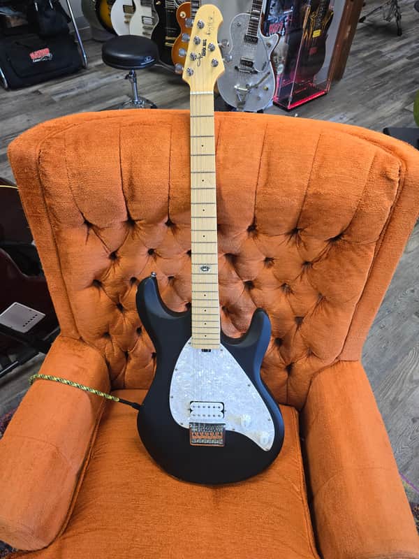 Olp Ernie ball 2000s benj madden signature- good Charlotte image 1