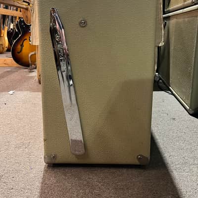 Fender 2x12 Super Sonic Speaker Cabinet with Box - Local Pickup Only image 5