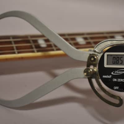 1960s Kingston (Kawai/Teisco) Solidbody Electric Bass Guitar Red Burst MIJ image 21