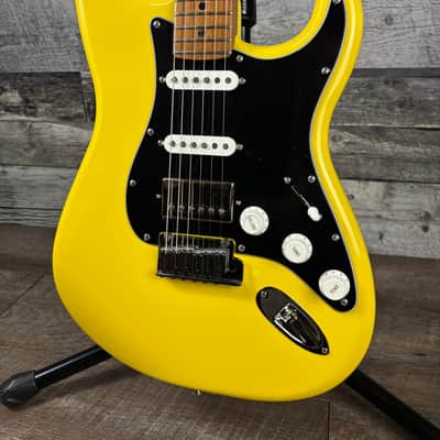 Fender Limited Edition American Ultra II Stratocaster HSS, Roasted Maple Fingerboard, Graffiti Yellow image 4