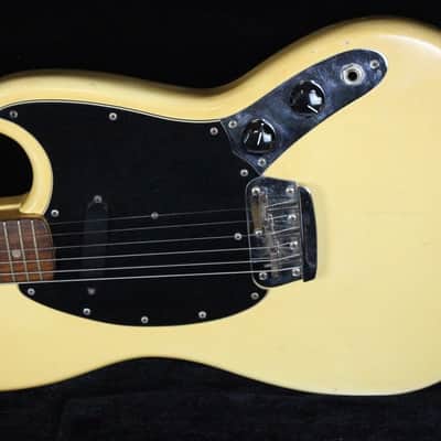 1976 Vintage Fender Musicmaster Guitar Olympic White Blonde All Original ~Rosewood~ USA 1970s CBS image 2