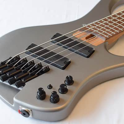 Ibanez Bass EHB1005SMS-MGM Headless 5 Multiscale image 9