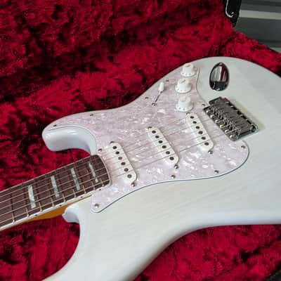 Fender Kenny Wayne Shepherd Signature Stratocaster 2020 - Present - Transparent Faded Sonic Blue image 23
