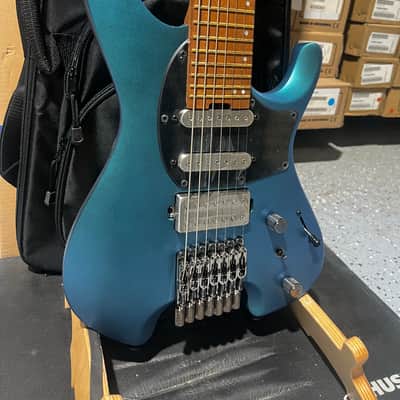 Ibanez Q547 7-string Electric Guitar - Blue Chameleon Metallic Matte image 2