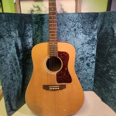 Guild USA D-4 with Rosewood Fretboard 1995 - 2000 - Natural Satin image 1