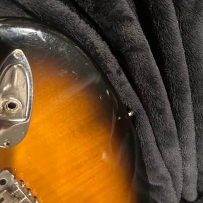 Fernandes LE-2 1990’s - Sunburst image 7