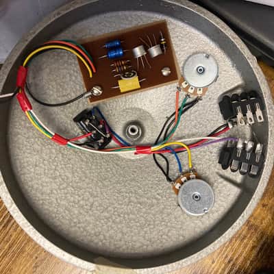Rare Dominion Electric Fuzz RCA 2N404 - Gray image 4