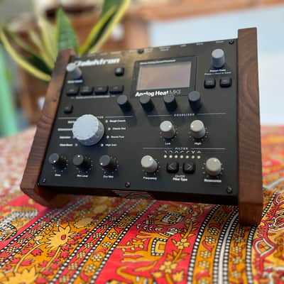 Analog Heat mk1/mk2/FX wood side panels (100% walnut ) image 7