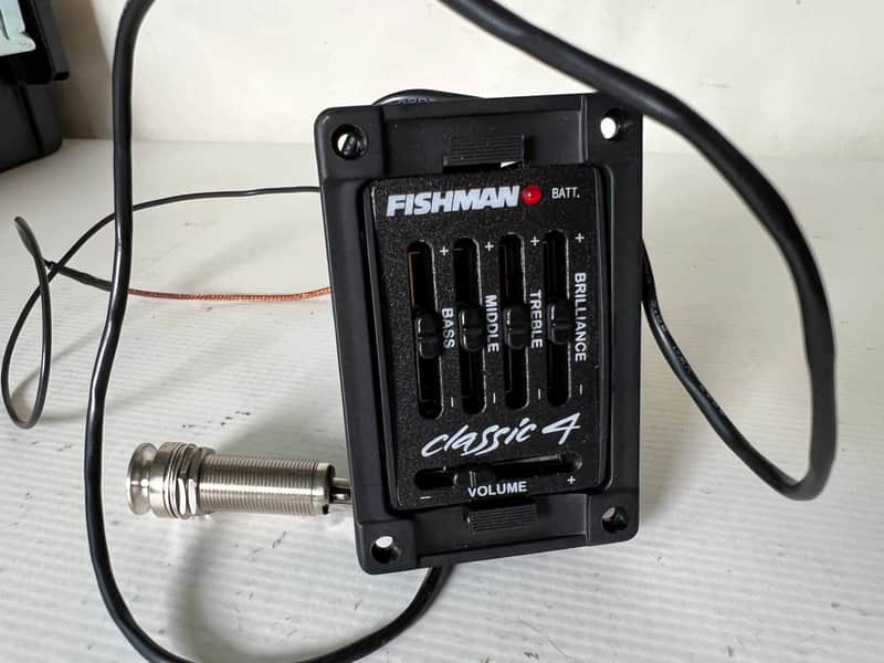 Fishman Classic 4 pickup system image 1