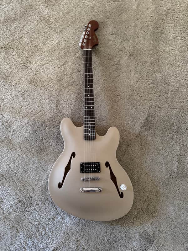 Fender Tom DeLonge Starcaster 2024 - Present - Shoreline Gold image 1