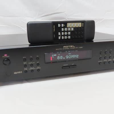 Rotel RT-1080 Stereo AM / FM Tuner w/ Remote & Manual image 1