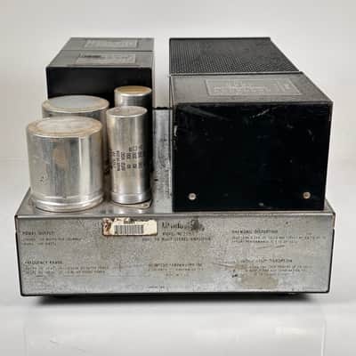 Vintage McIntosh MC250 Power Stereo Amplifier image 11