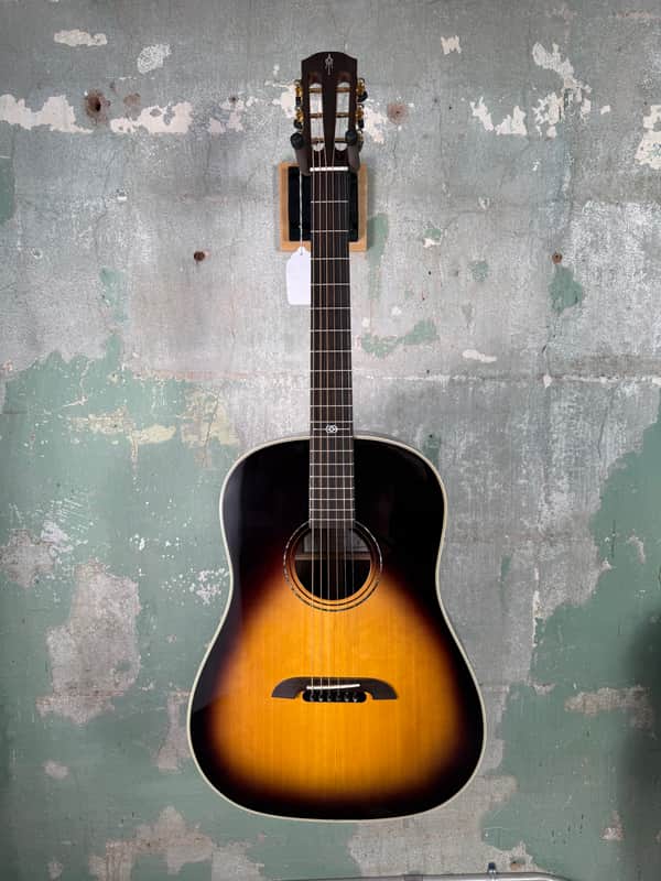 Alvarez Yairi Masterworks Slope Shoulder Dreadnought - Sunburst (FS/Blem) #6225 image 1