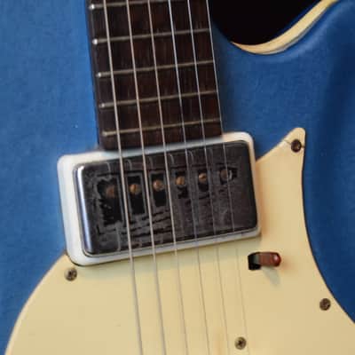 Supro Tremolectric 1964 - Wedgwood Blue image 6