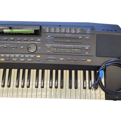 Roland E-70 Intelligent Synthesizer image 3
