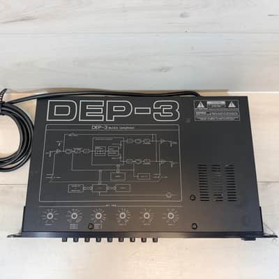 Roland DEP-3 Vintage Digital Reverb Delay Effects Processor 1U Rack - Japan 1987–1992 image 7