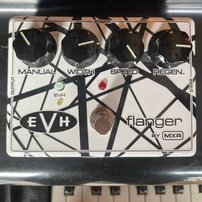 MXR EVH117 Flanger 2007 - Present - White image 1