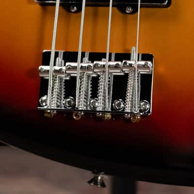 Fender Vintera III Early '70s Jazz Bass - 3-Color Sunburst with Gig Bag image 10