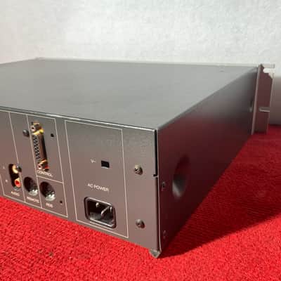 Studer A 764 FM TUNER image 3