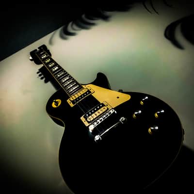 Nythar the Undying - Gibson Les Paul Classic 2019 - Black & Cream Tuxedo image 17
