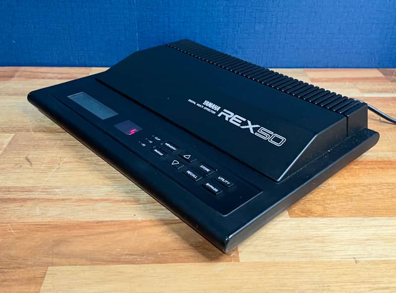 YAMAHA REX50 デジタルマルチエフェクター フットスイッチ付き YAMAHA DIGITAL MULTI EFFECTOR REX50 Rough Sound Check - YouTube