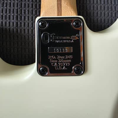 Charvel San Dimas USA Select American HSS FR Floyd Rose Snow Blind Satin 2017 + case image 6