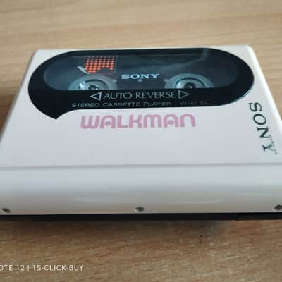 Sony Walkman Cassette player WM 51 pink Working, video test image 3