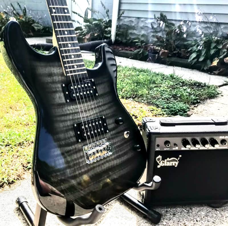 🎸+AMP! Unmarked M Series Electric Guitar +Whammy / Tremolo +Rosewood FB +Soft Case/Gg Bag +Strap +Cable +Pick!🎸 image 1