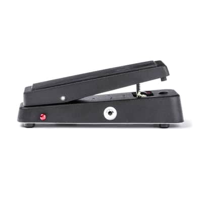 Mint Dunlop 95Q Cry Baby Wah Guitar Effect Pedal image 4