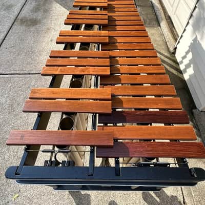 Deagan Bandmaster 4.3 Octave Rosewood Marimba image 2
