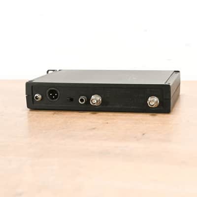 Shure ULXS24/58 Handheld Wireless System - 662-698 MHz (NO POWER SUPPLY) CG0128E image 5