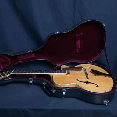 Eastman AR805CE Archtop Guitar, Natural image 11