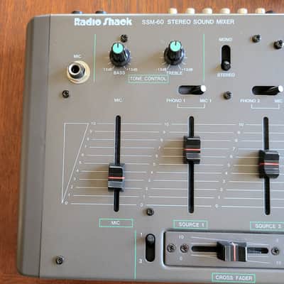 Realistic SSM-60 Mixer with Power Supply image 3