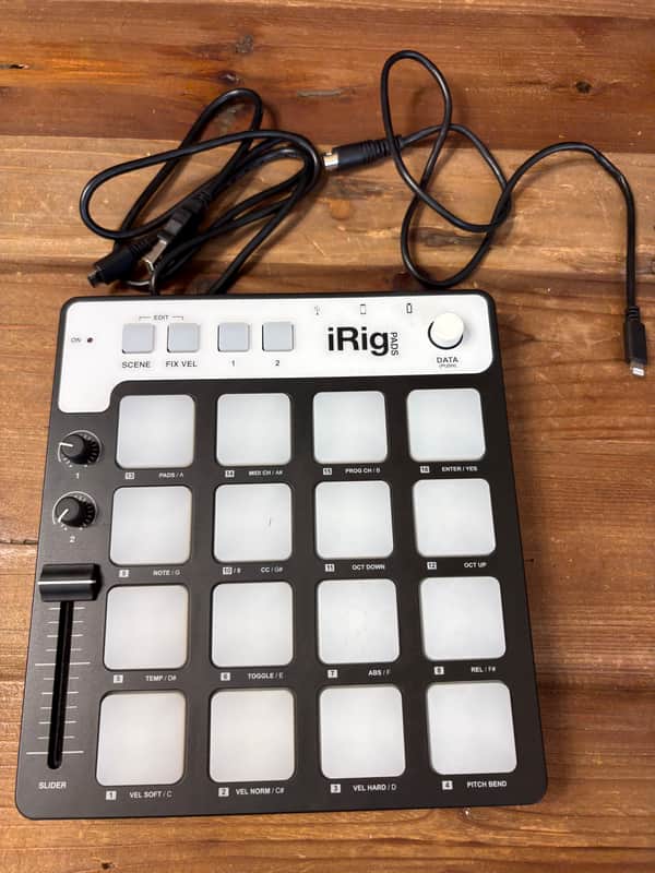 IK Multimedia iRig Pads MIDI Groove Controller Black 1903 image 1