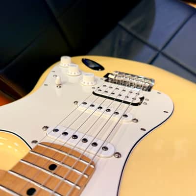 ✨2019✨ Fender Player Stratocaster HSS~ Buttercream Maple Neck~ Mexican Strat! image 18