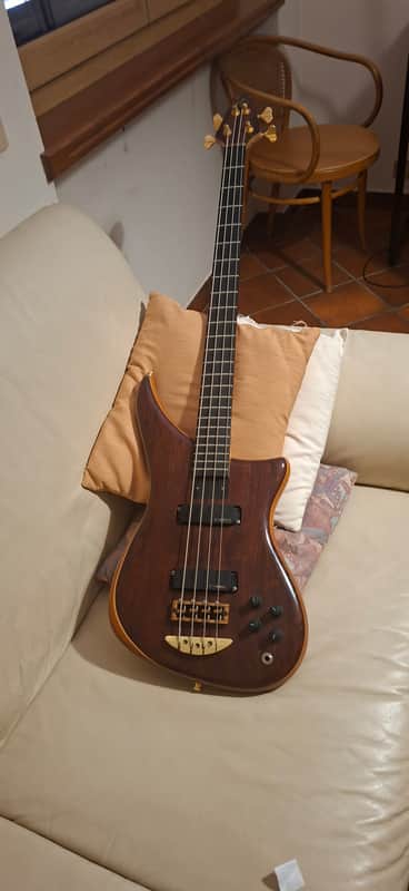 Alembic Epic 4