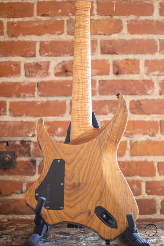 Acacia Guitars Medusa 7 | custom shop | 7-string headless electric