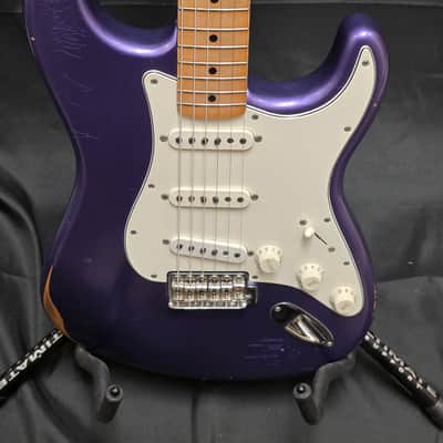 Fender Vintera Road Worn Mischief Maker Stratocaster 2021 - Metallic Purple image 2