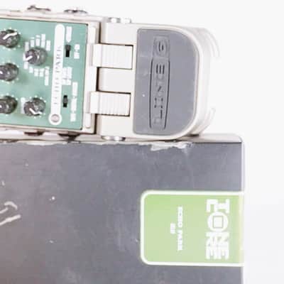 Lot of 6 damaged pedals for repair image 10