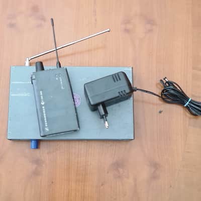 Sennheiser Sennheiser EW 300 IEM + SR 300 Stereo UHF In-Ear Monitor Set 838-870MHz image 2