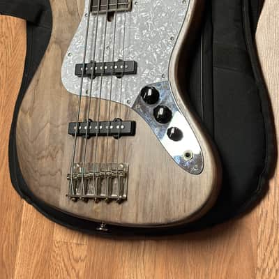 Bacchus 5 string jazz bass Wl5 - Weathered grey image 1